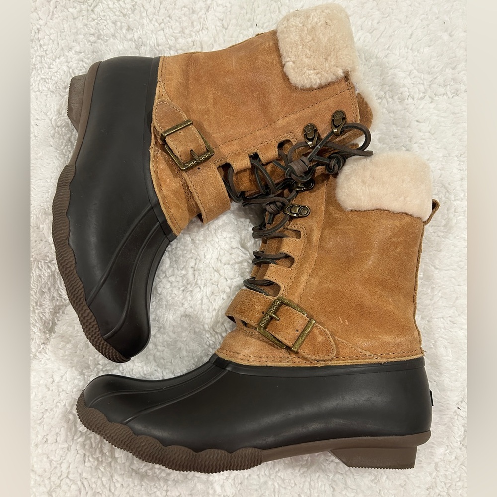 Sperry Winter Boots - Women’s 8